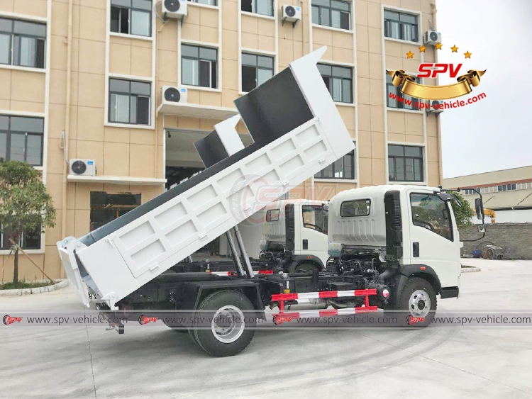 4 CBM Tipper Truck SINOTRUK - RB